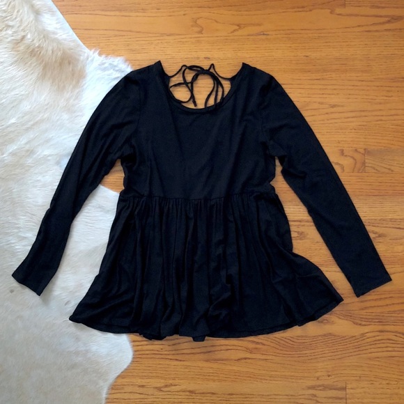 Rounded Neck, Loose Fit, Peplum Style Top - Picture 3 of 7